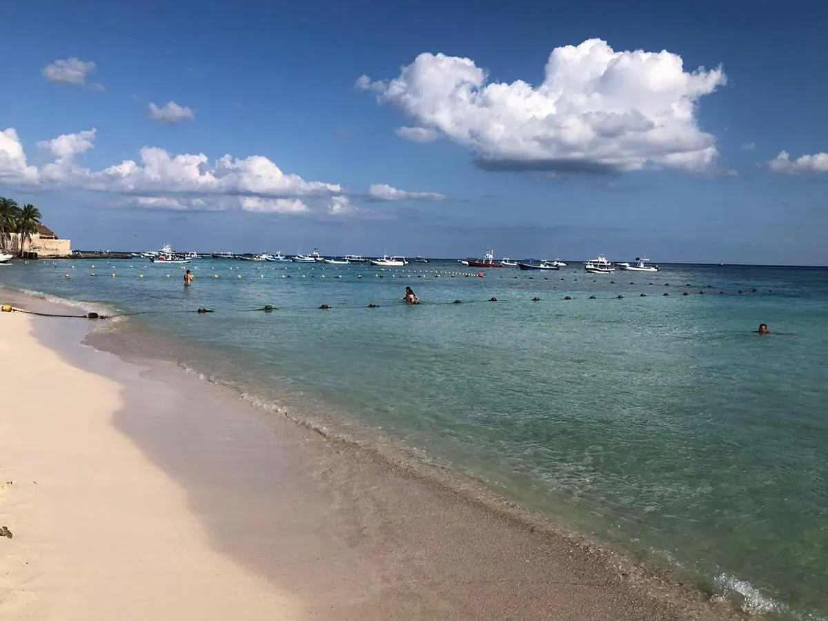 Moderno Departamento Cerca De La Playa Y La 5 Ave Apartment Playa del Carmen