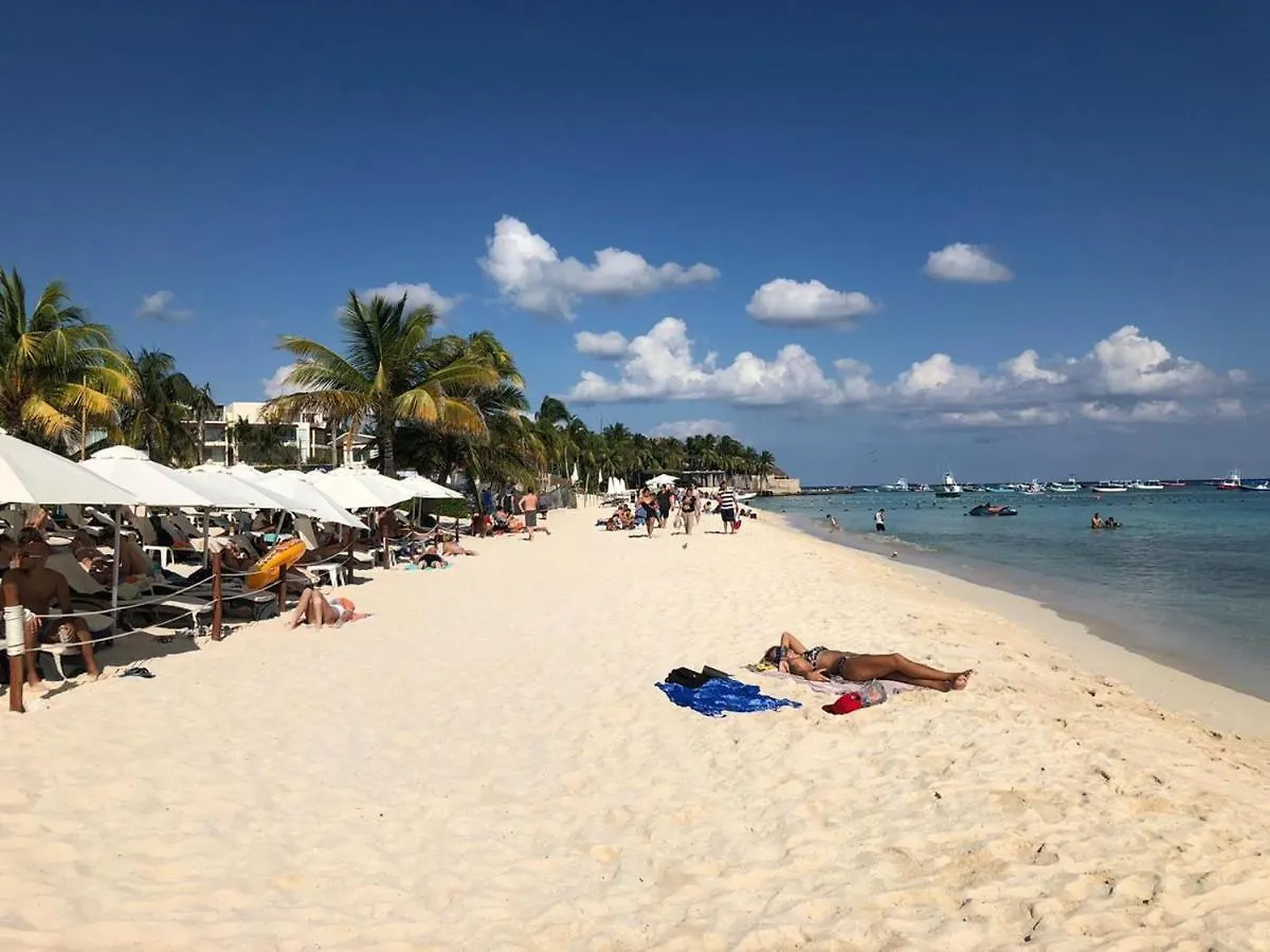 Moderno Departamento Cerca De La Playa Y La 5 Ave Apartment Playa del Carmen